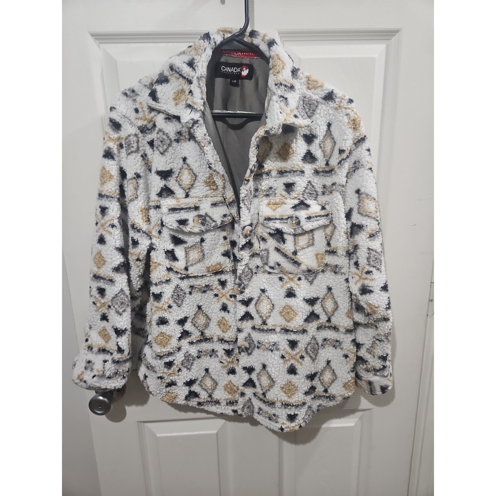 Canada Weathergear Sherpa Fleece‎ Shacket Geometric Tribal Print White Grey L